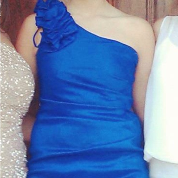 Short formal dress - Picture 1 of 2